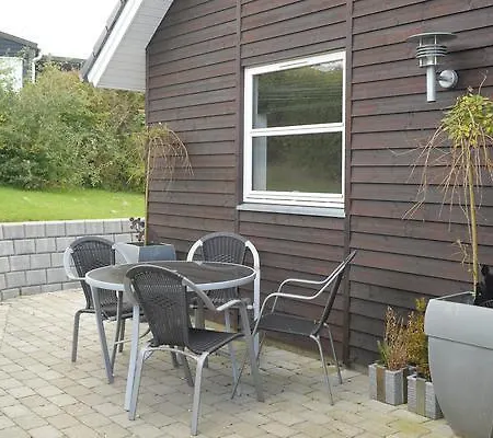 Prázdninový dům Two-bedroom Holiday In Juelsminde 2 *